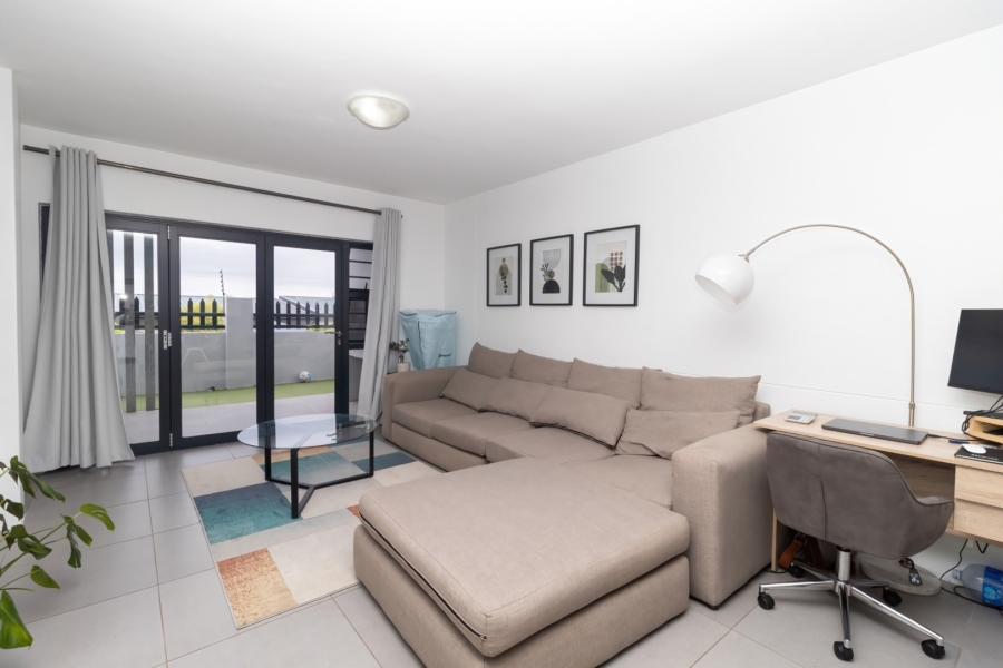 2 Bedroom Property for Sale in Burgundy Estate Western Cape